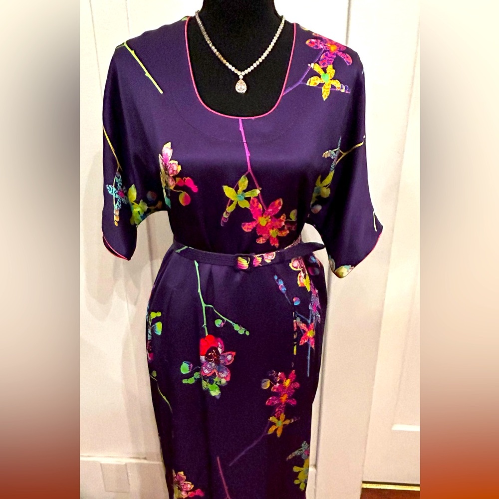 NWT Marc Jacobs Floral 100% Silk Dress Short Sleeve with Scoop Neck